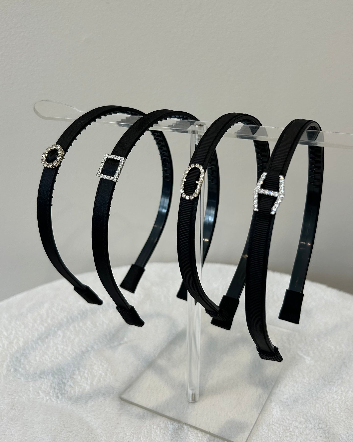Classic Buckle Slim Headband