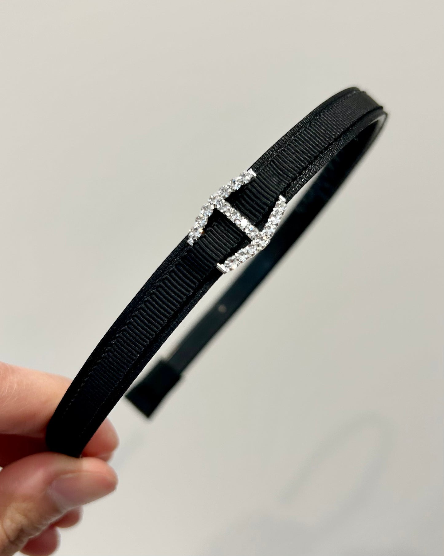 Classic Buckle Slim Headband